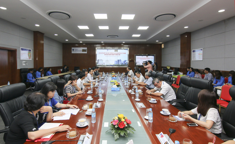 ĐH Nguyễn Tất Thành, VPBank, Hoa Sen Group và Vân Khánh Corp. hợp tác nâng cao chất lượng đào tạo.