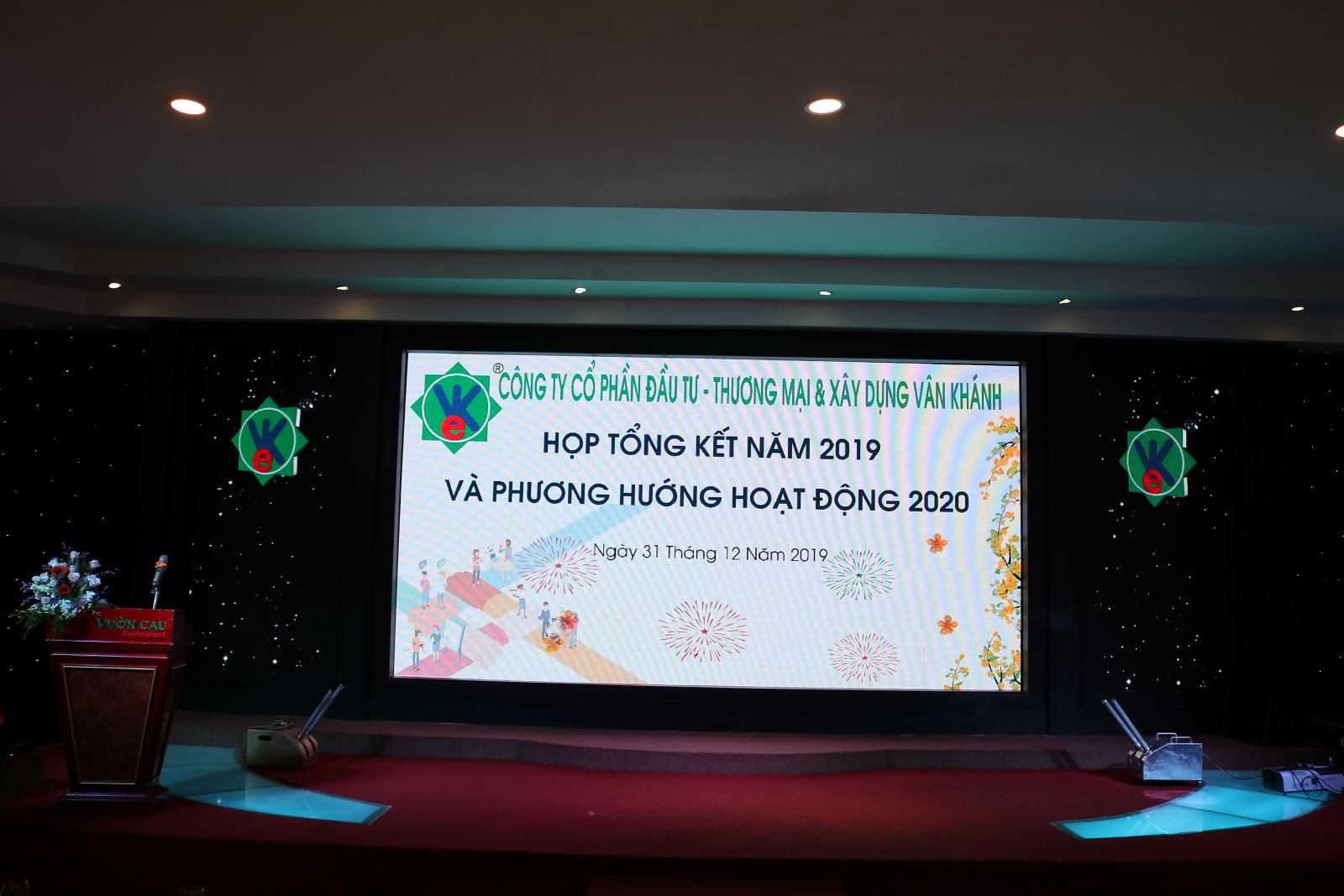 Họp báo cáo tổng kết năm 2019